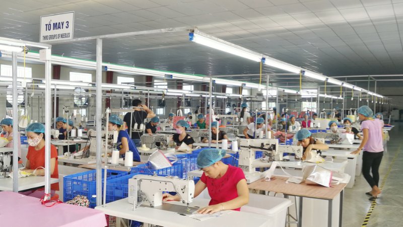 森榮手袋越南工廠正式投產實景拍攝